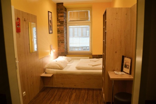 Do Step Inn  Hotel & Hostel image 10