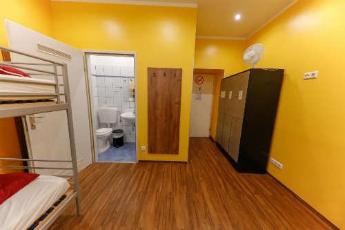 Do Step Inn  Hotel & Hostel image 15