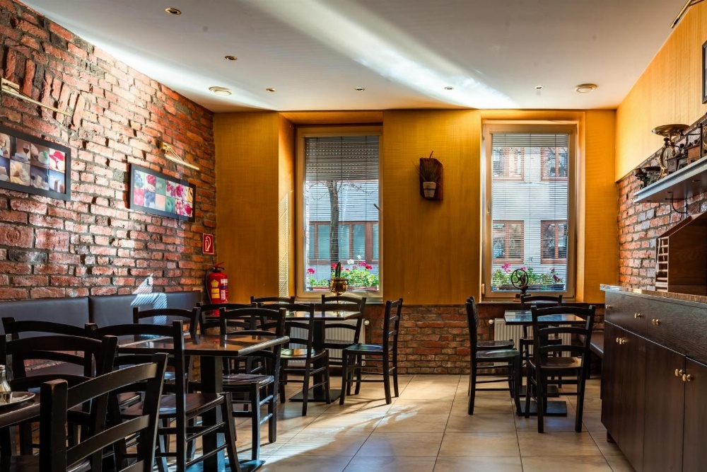 Do Step Inn  Hotel & Hostel Main image